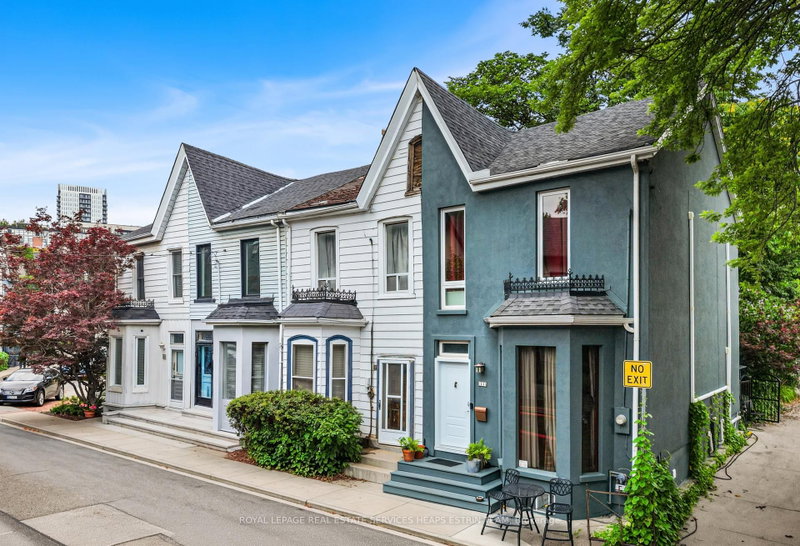 13 Bright Street