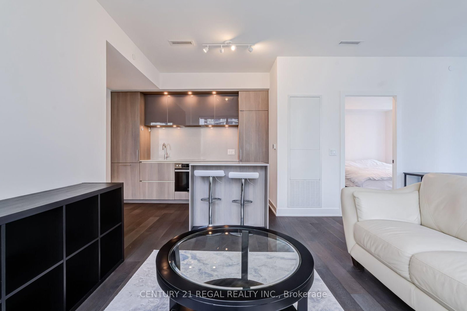 15 Mercer Street • #2204 • Toronto, ON photo 35