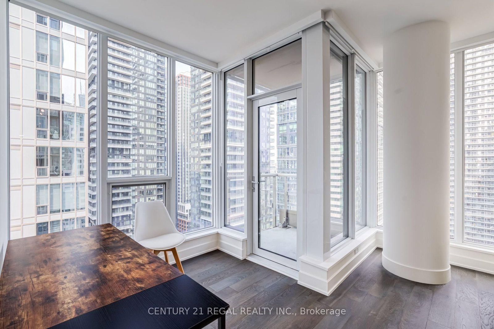 15 Mercer Street • #2204 • Toronto, ON photo 39