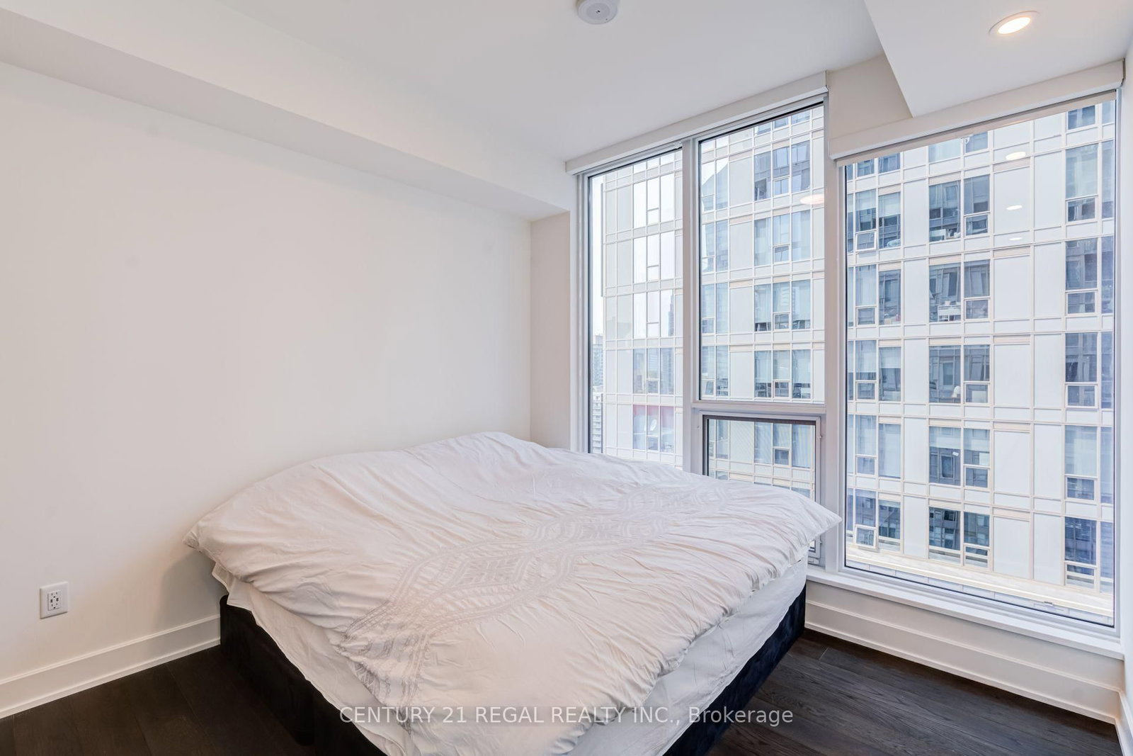 15 Mercer Street • #2204 • Toronto, ON photo 41