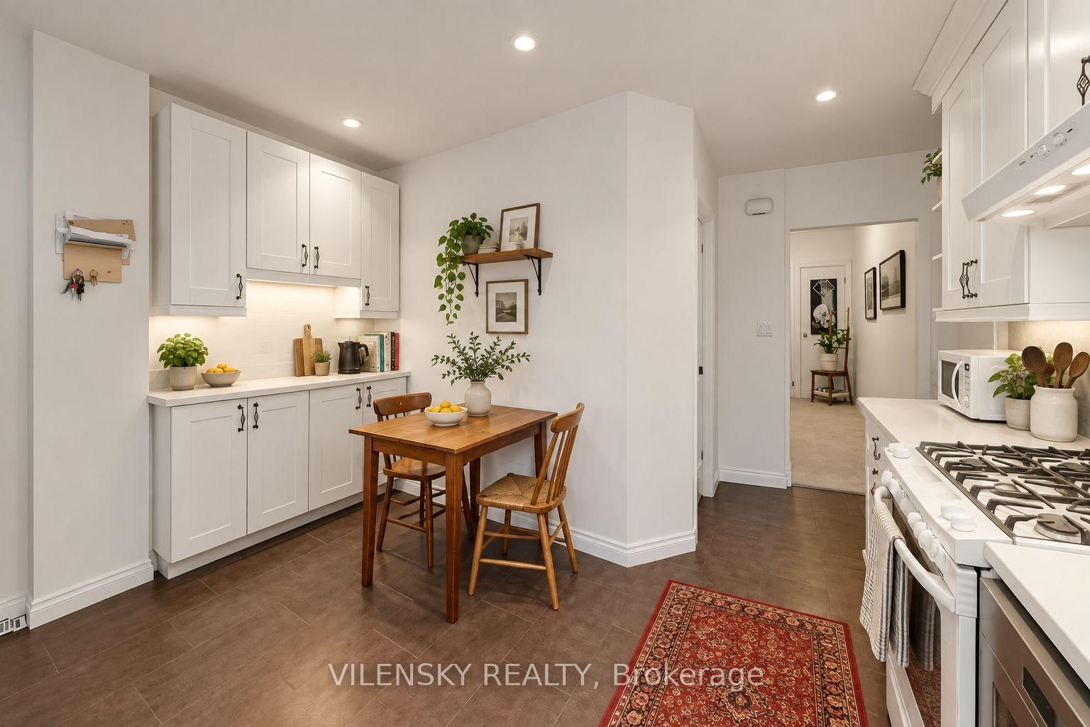 41 Lakeview Avenue • Toronto, ON photo 21