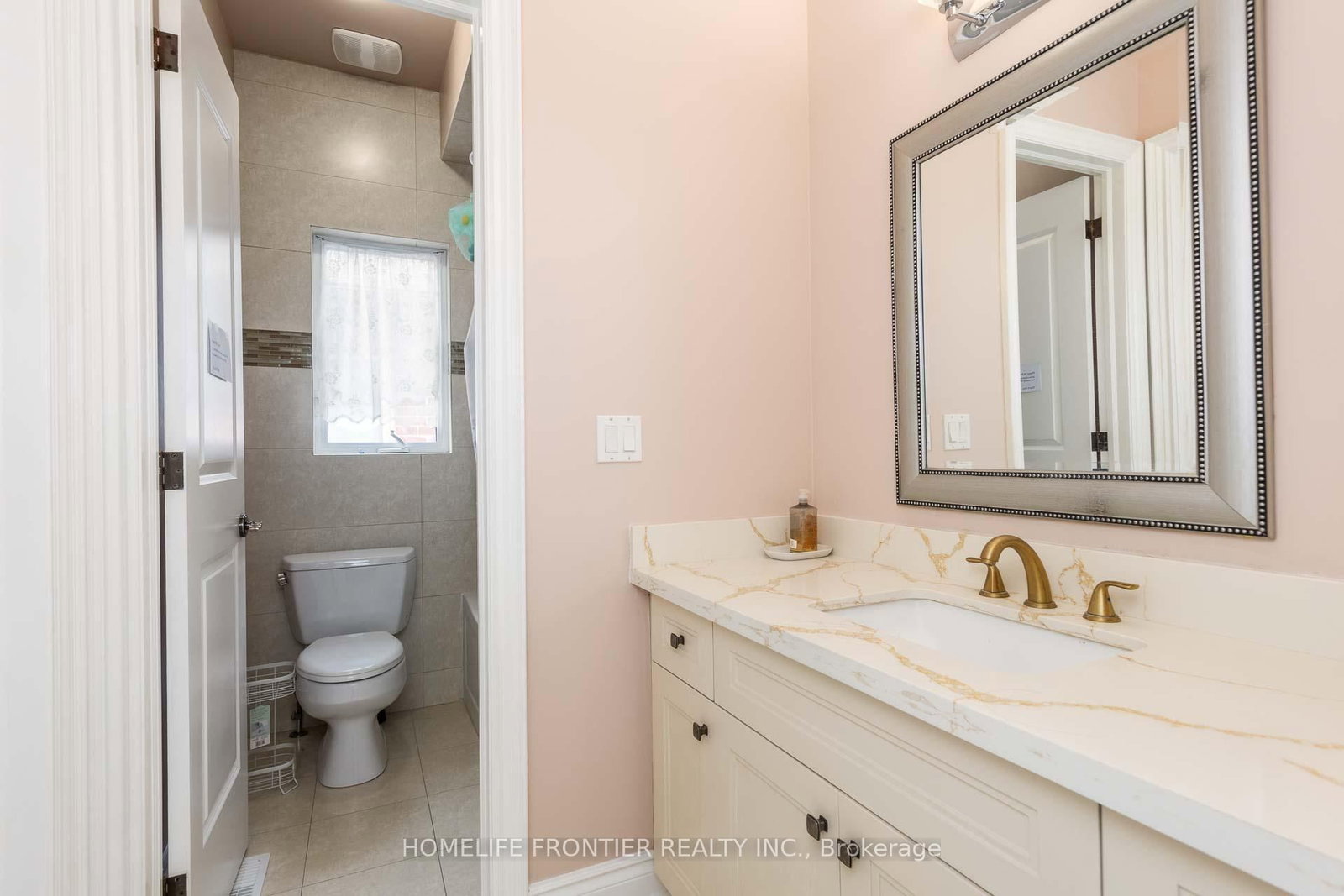 183 Finch Avenue E • Toronto, ON photo 36