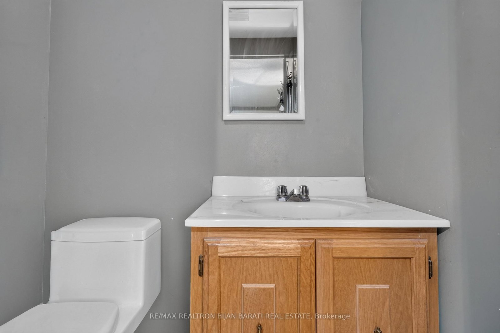 67 Princess Avenue • Toronto, ON photo 15