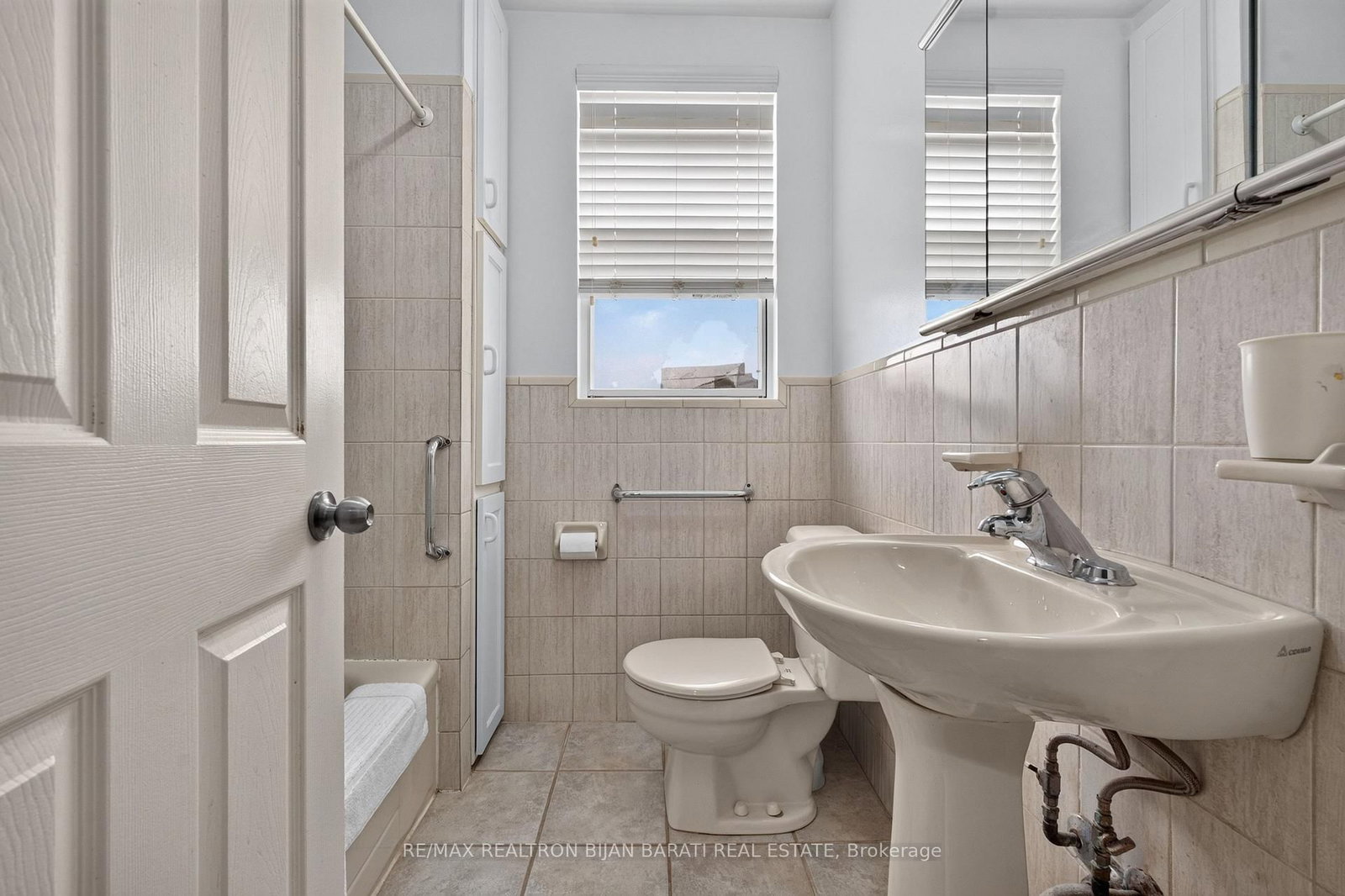 67 Princess Avenue • Toronto, ON photo 19