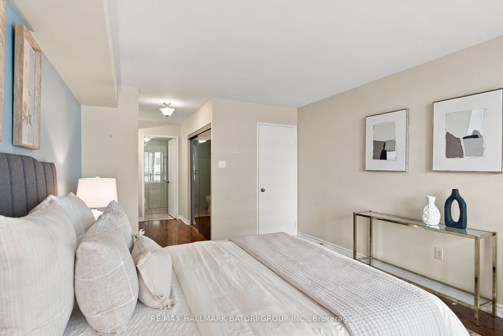 33 Elmhurst Avenue • #702 • Toronto, ON photo 21