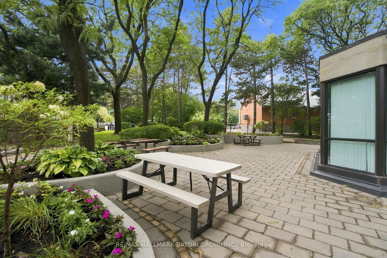33 Elmhurst Avenue • #702 • Toronto, ON photo 29