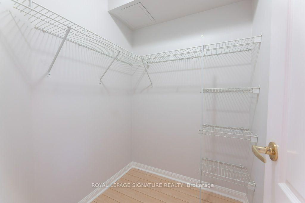 18 Stafford Street • #1013 • Toronto, ON photo 10