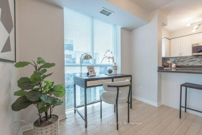 18 Stafford Street • #1013 • Toronto, ON photo 6