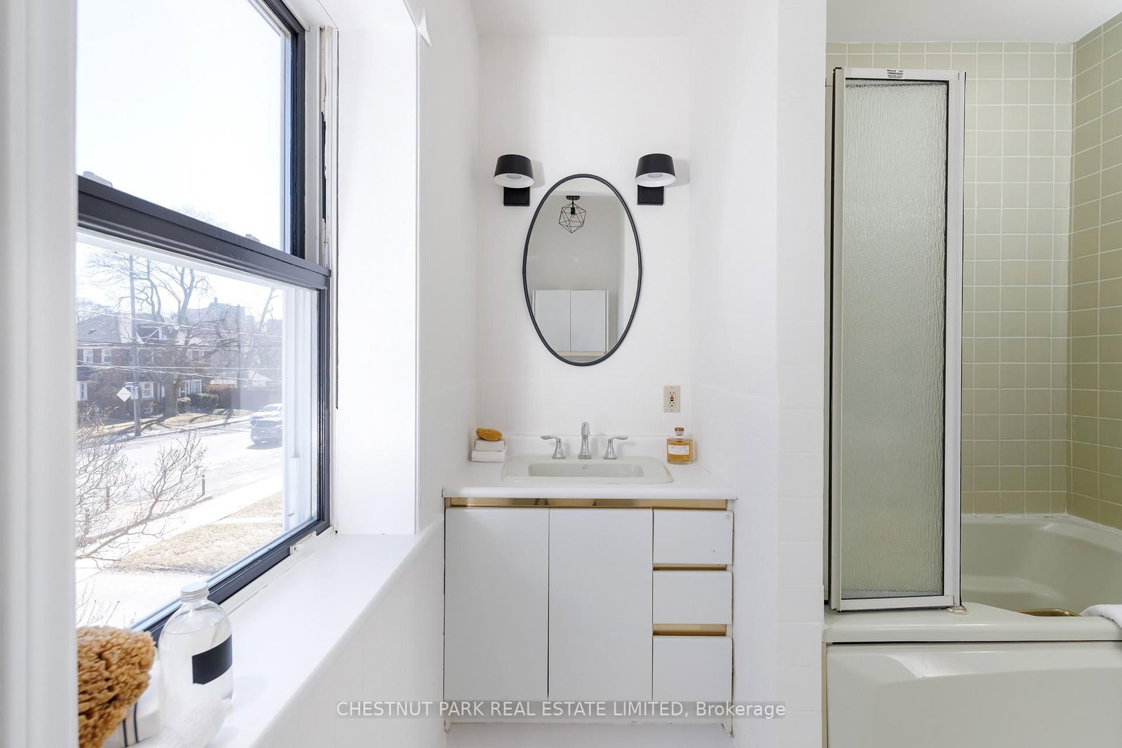 264 Oriole Parkway • Toronto, ON photo 28