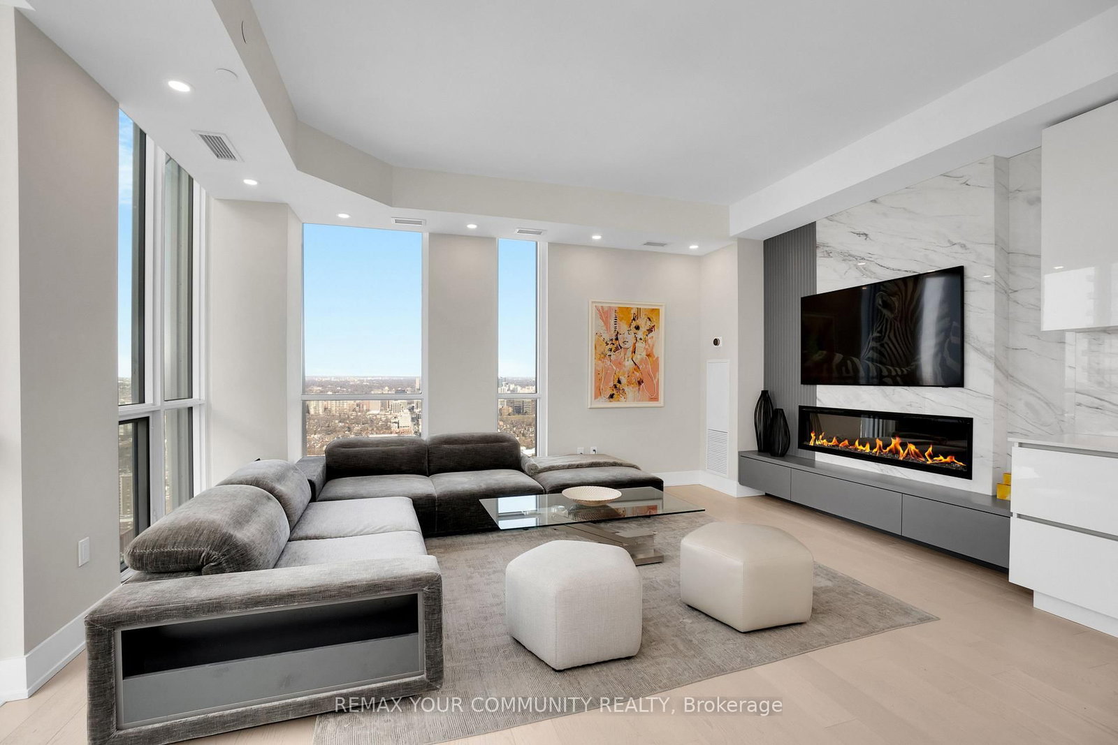 1 Yorkville Avenue • #5405 • Toronto, ON photo 12