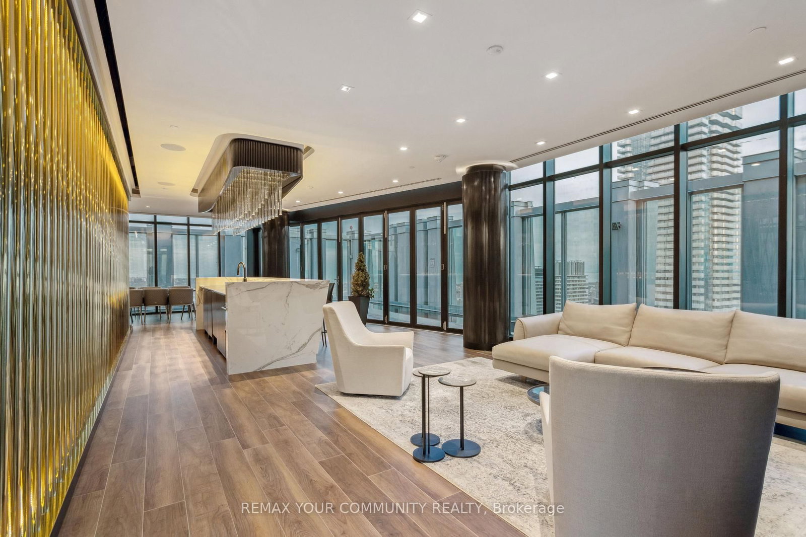 1 Yorkville Avenue • #5405 • Toronto, ON photo 32