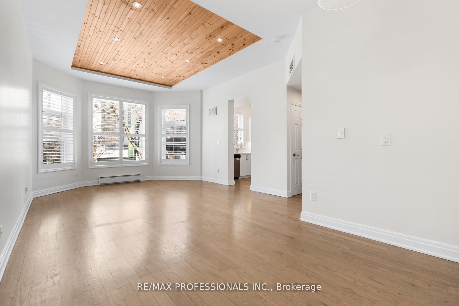 253 Wellesley Street E • #C • Toronto, ON photo 14