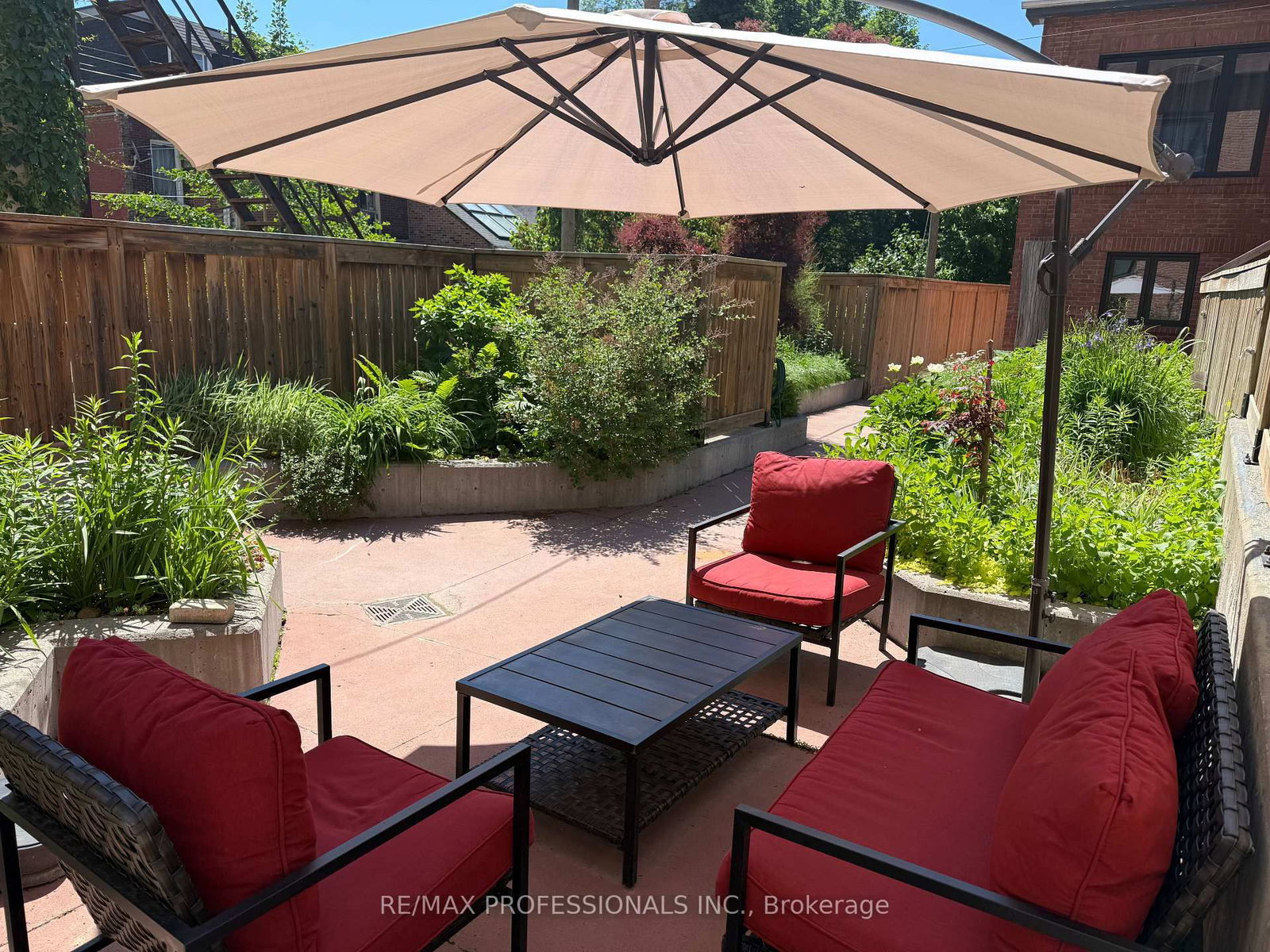 253 Wellesley Street E • #C • Toronto, ON photo 30
