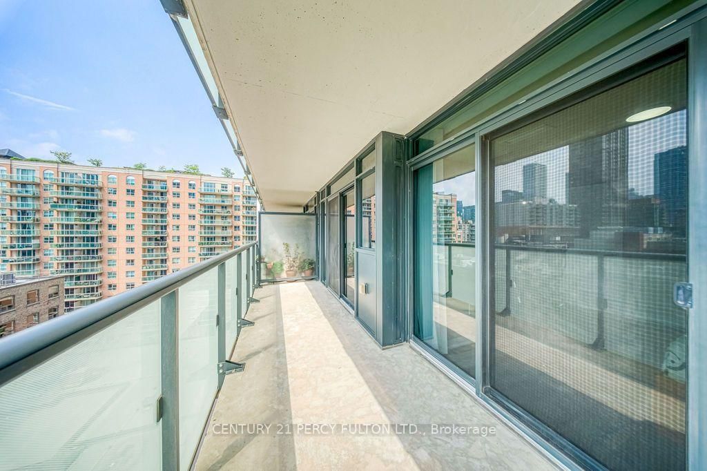 400 Adelaide Street E • #1107 • Toronto, ON photo 27