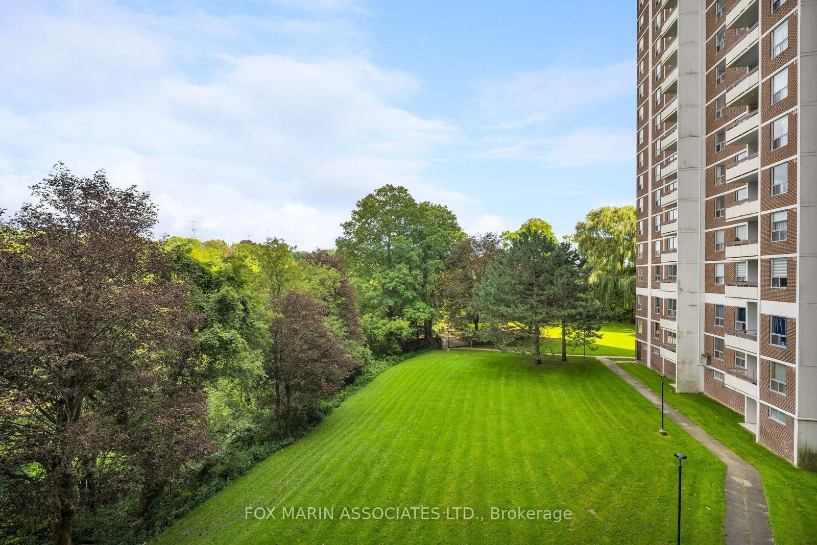20 Edgecliff Golfway • #312 • Toronto, ON photo 25