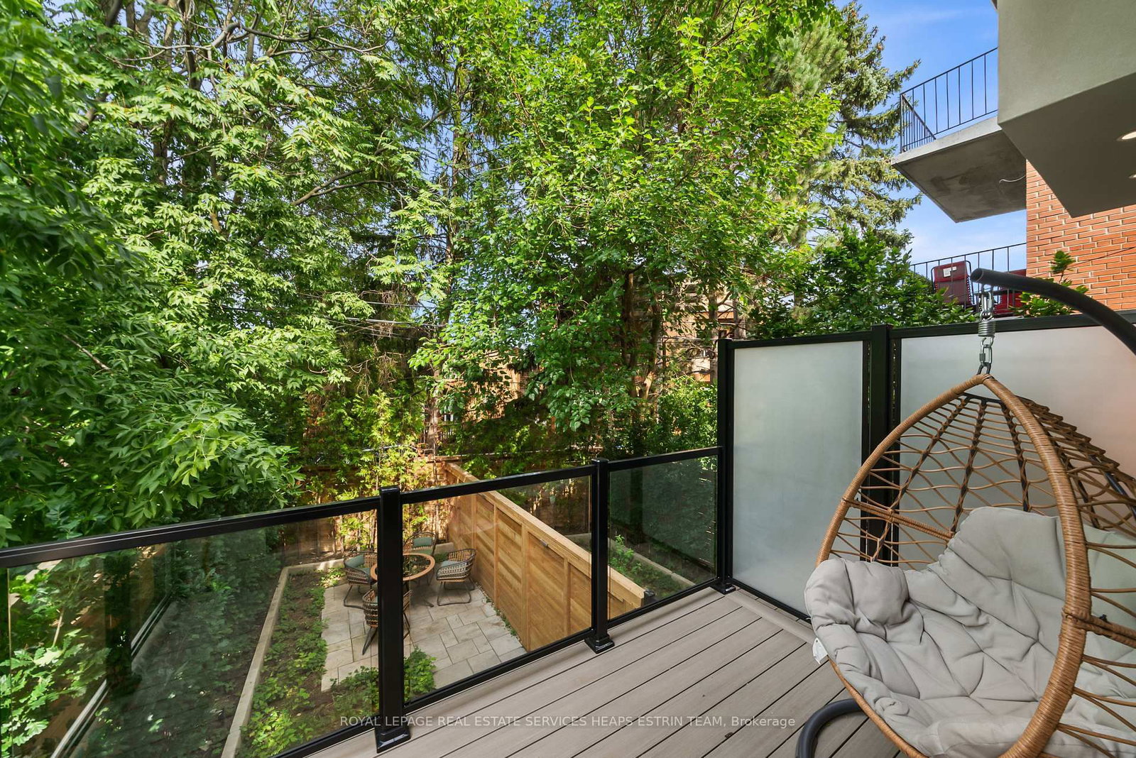 16B Kenrae Road • Toronto, ON photo 26
