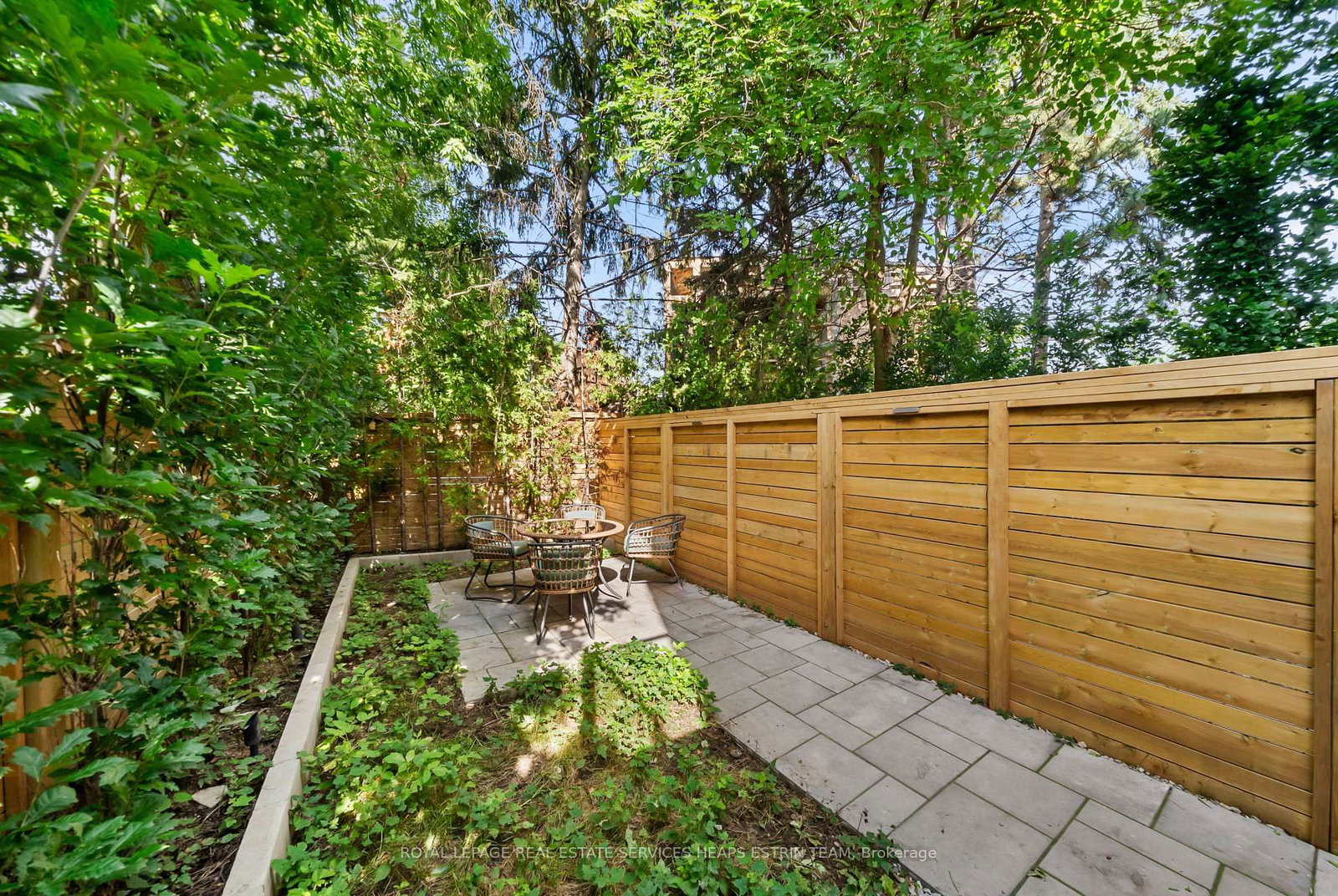 16B Kenrae Road • Toronto, ON photo 29