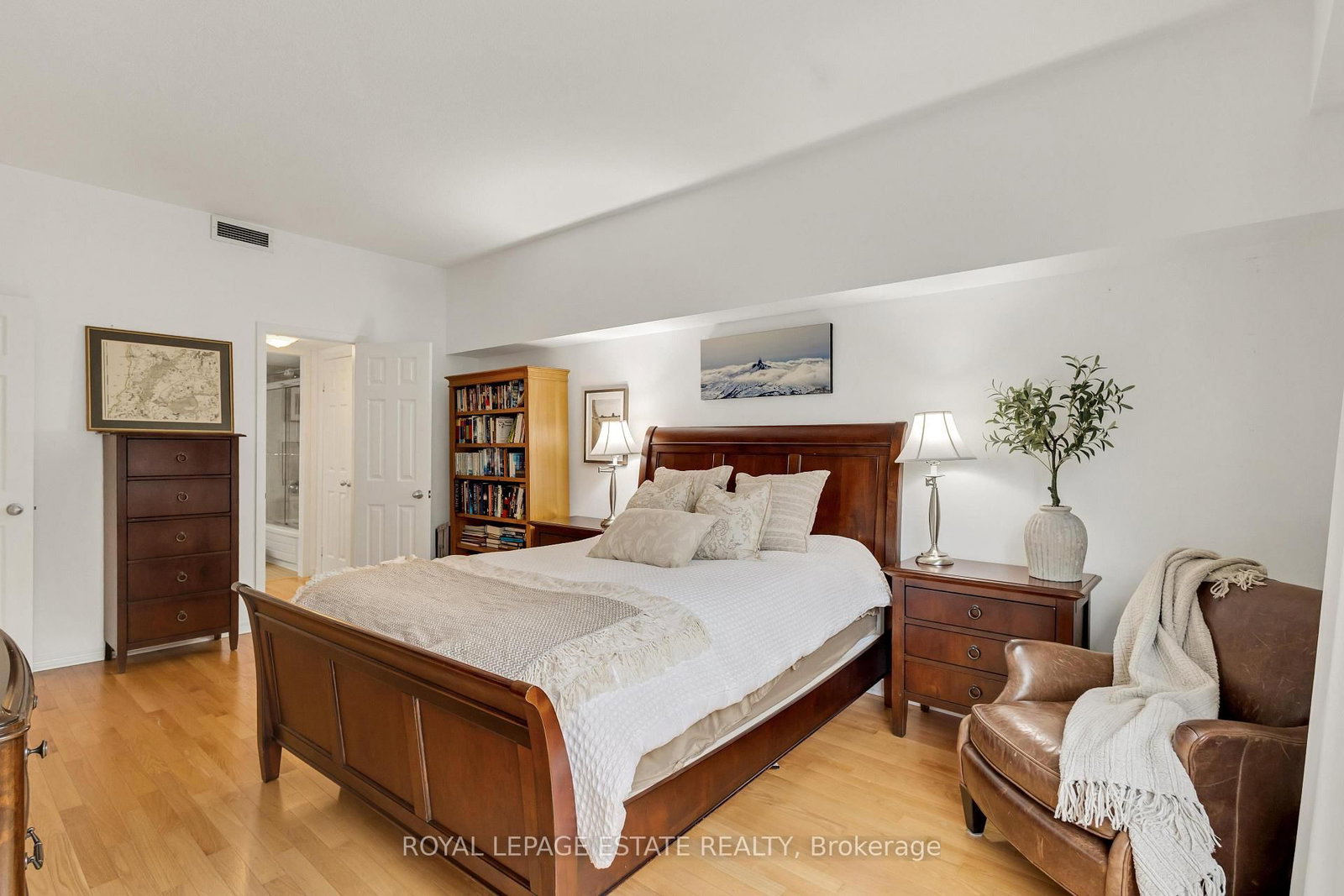 360 Bloor Street E • #210 • Toronto, ON photo 24