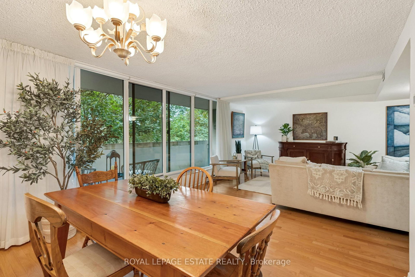 360 Bloor Street E • #210 • Toronto, ON photo 6
