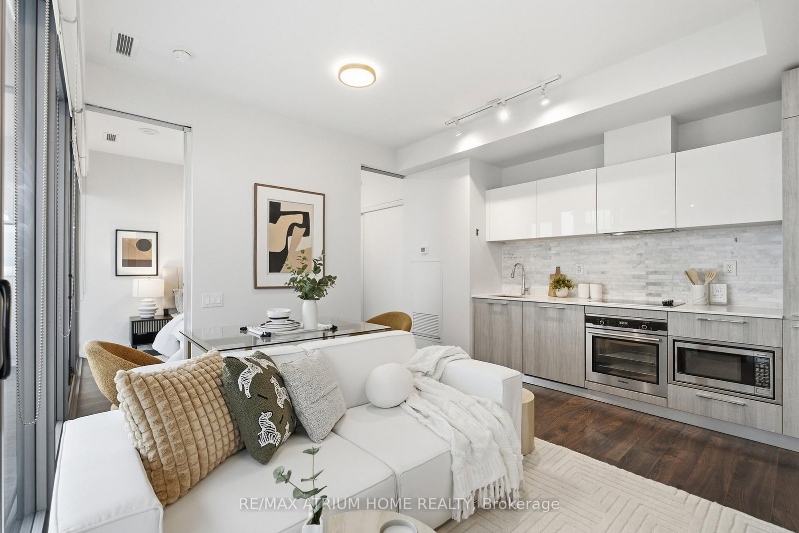 50 Charles Street E • #4413 • Toronto, ON photo 10