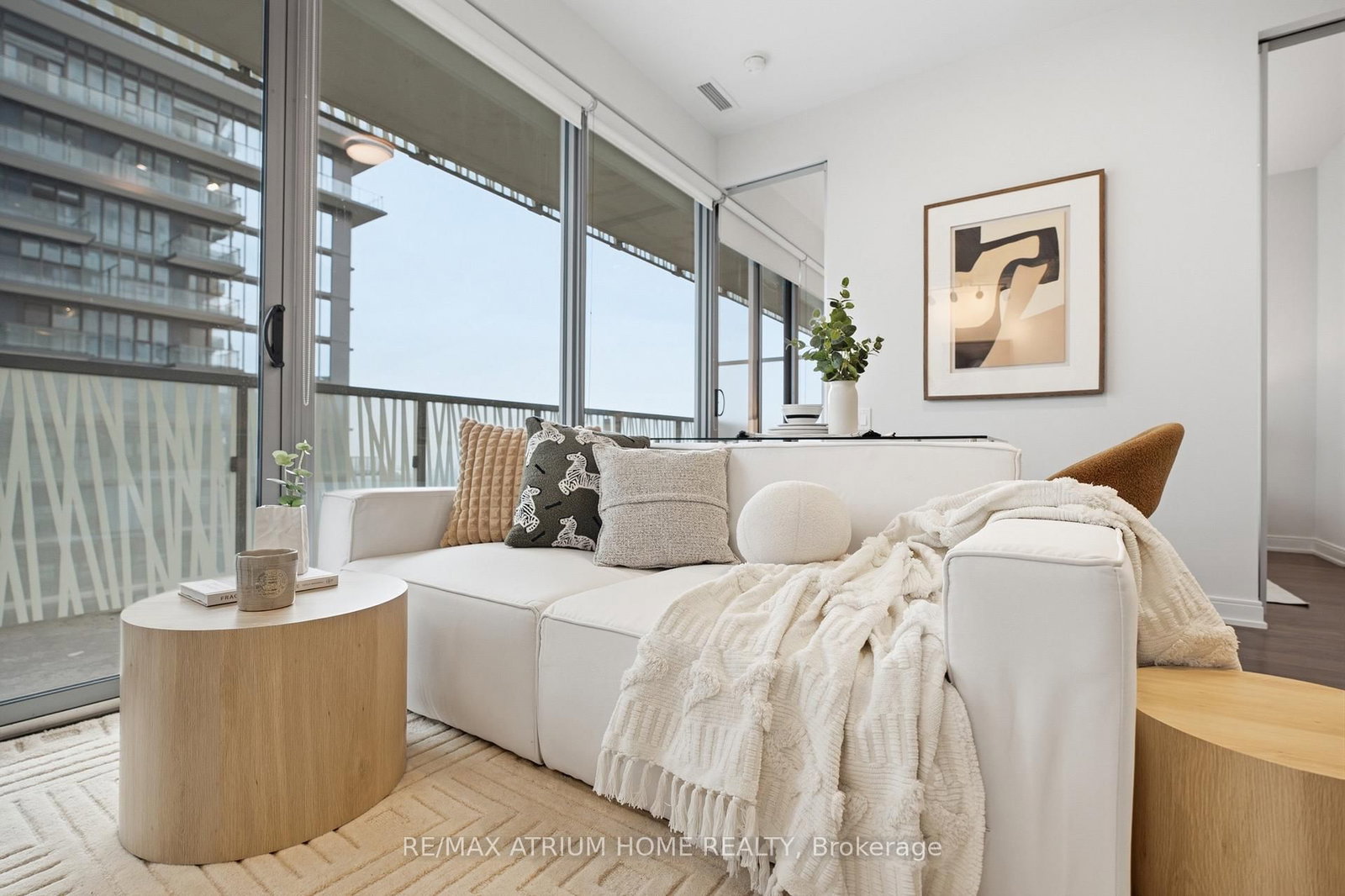 50 Charles Street E • #4413 • Toronto, ON photo 12