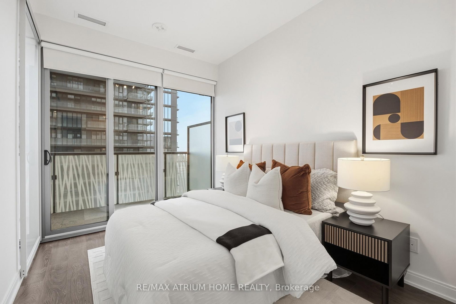 50 Charles Street E • #4413 • Toronto, ON photo 16