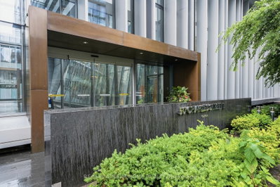 50 Charles Street E • #4413 • Toronto, ON photo 4