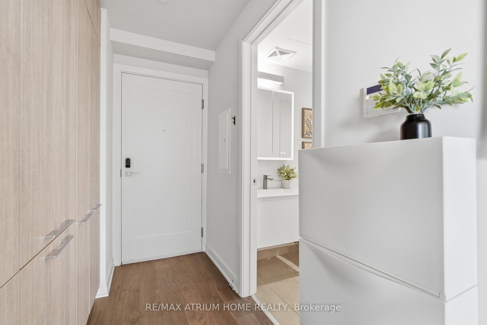 50 Charles Street E • #4413 • Toronto, ON photo 8
