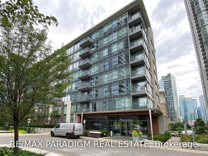 326 - 15 Brunel Court