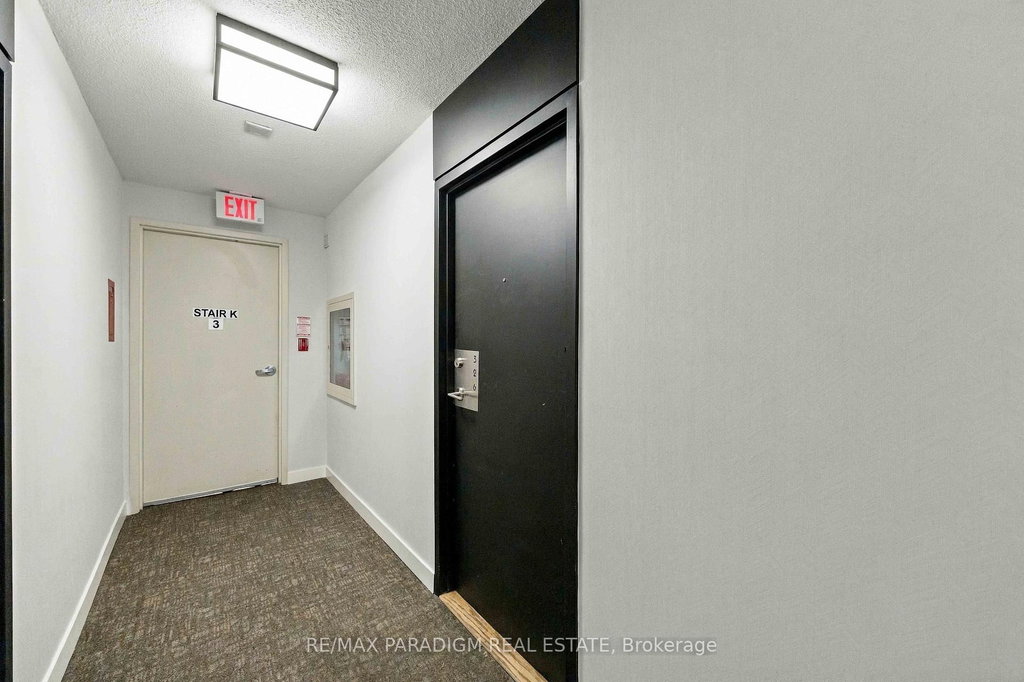 326 - 15 Brunel Court 5