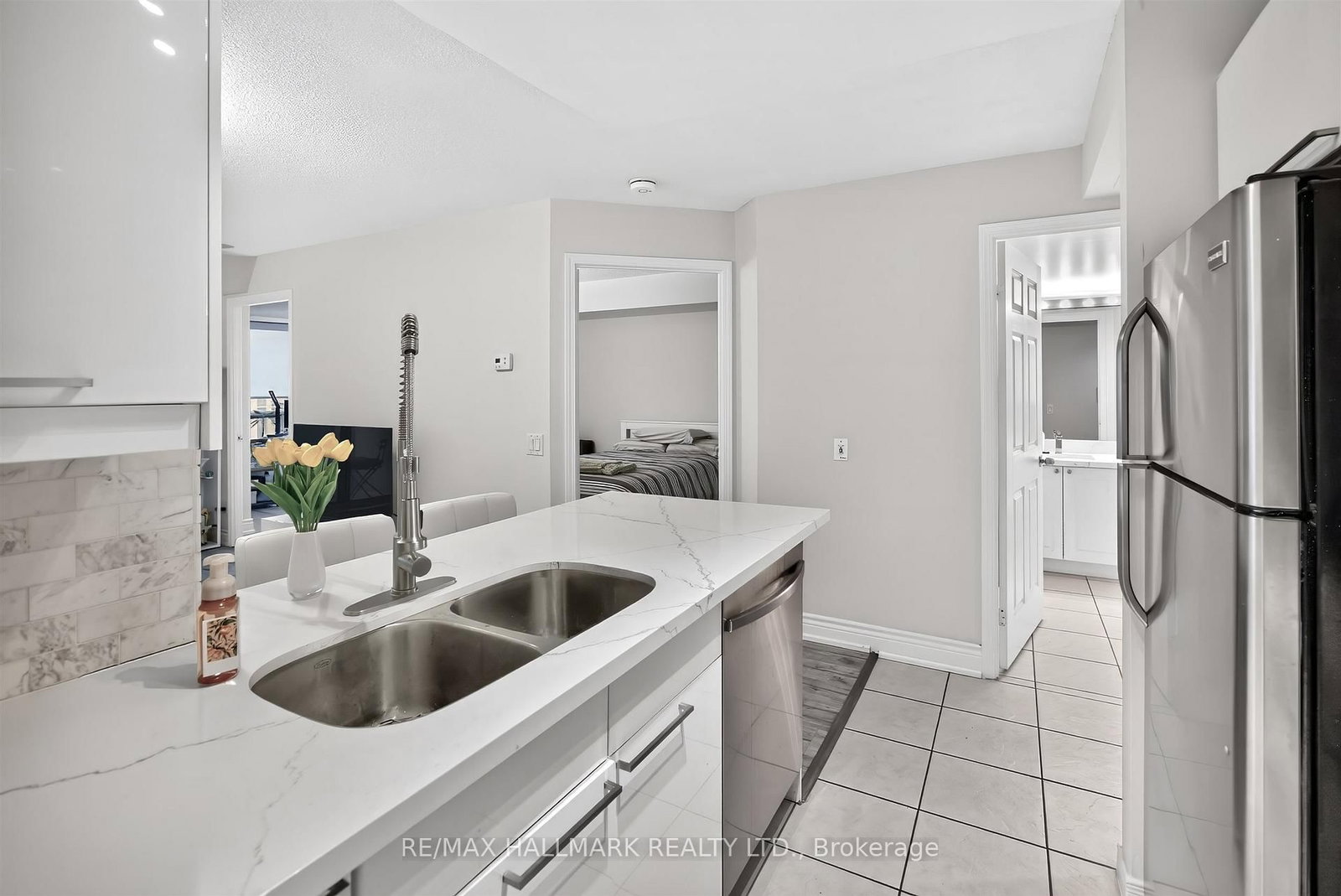 155 Beecroft Road • #812 • Toronto, ON photo 8