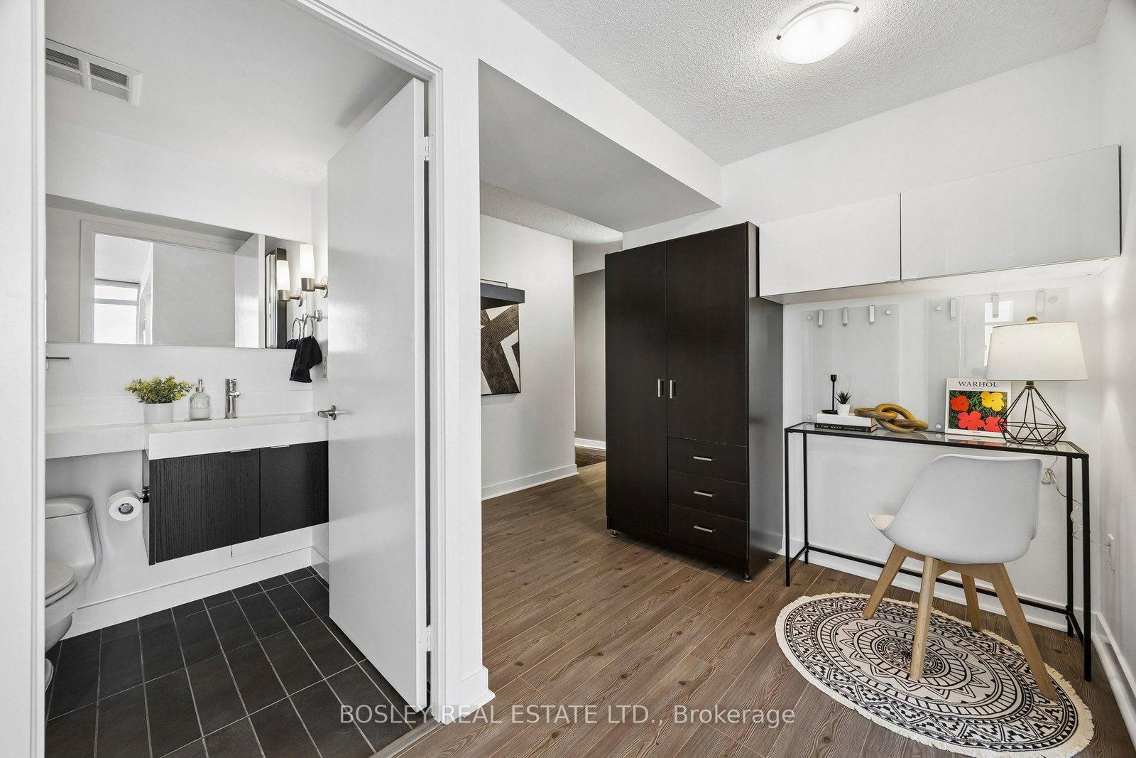 25 Telegram Mews • #3902 • Toronto, ON photo 17
