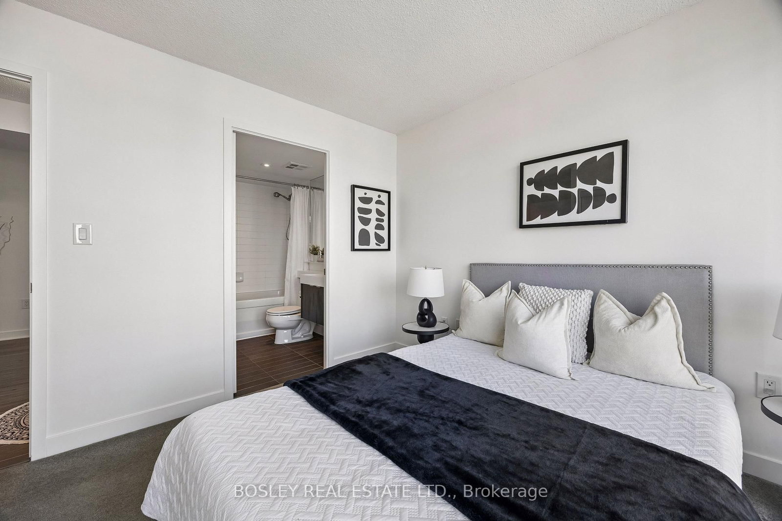 25 Telegram Mews • #3902 • Toronto, ON photo 20