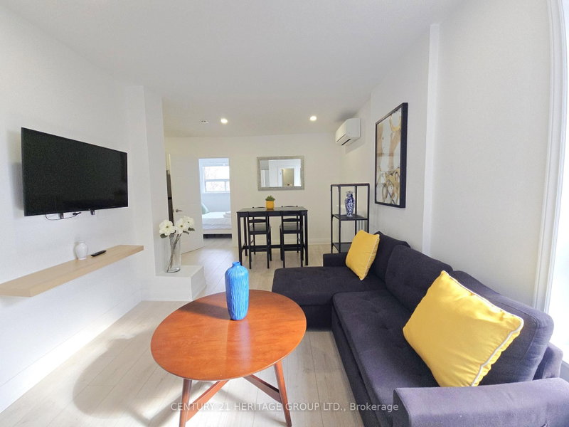 3rd Floor - 344 Shaw Street