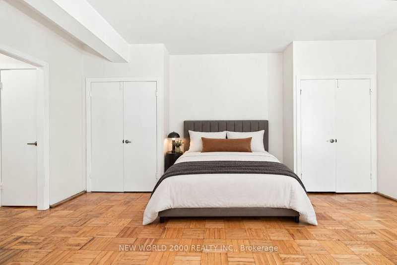 102 - 110 St Clair Avenue W