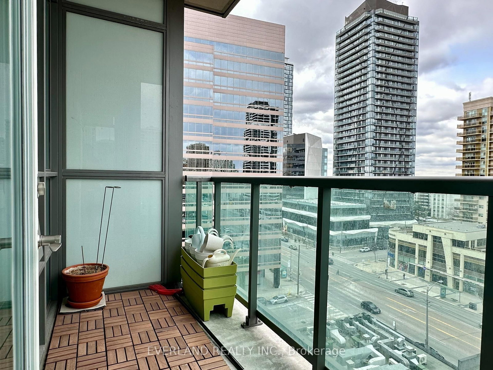 26 Norton Avenue • #901 • Toronto, ON photo 16