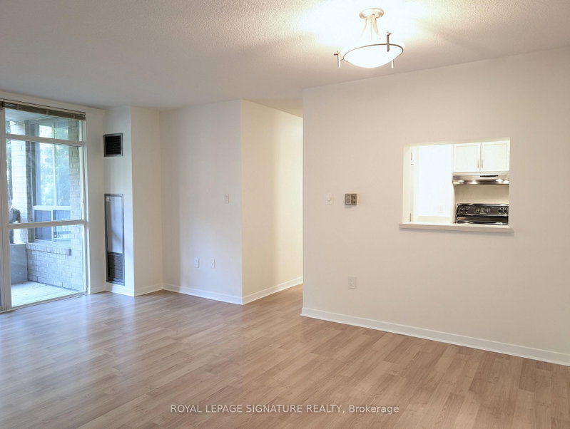 206 - 284 Bloor Street W