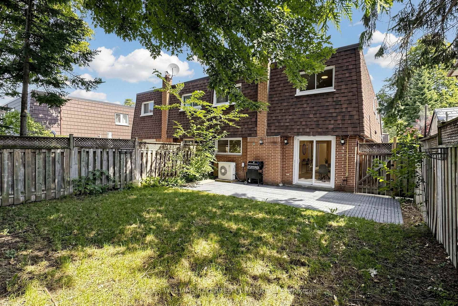 143 Silas Hill Drive • Toronto, ON photo 38