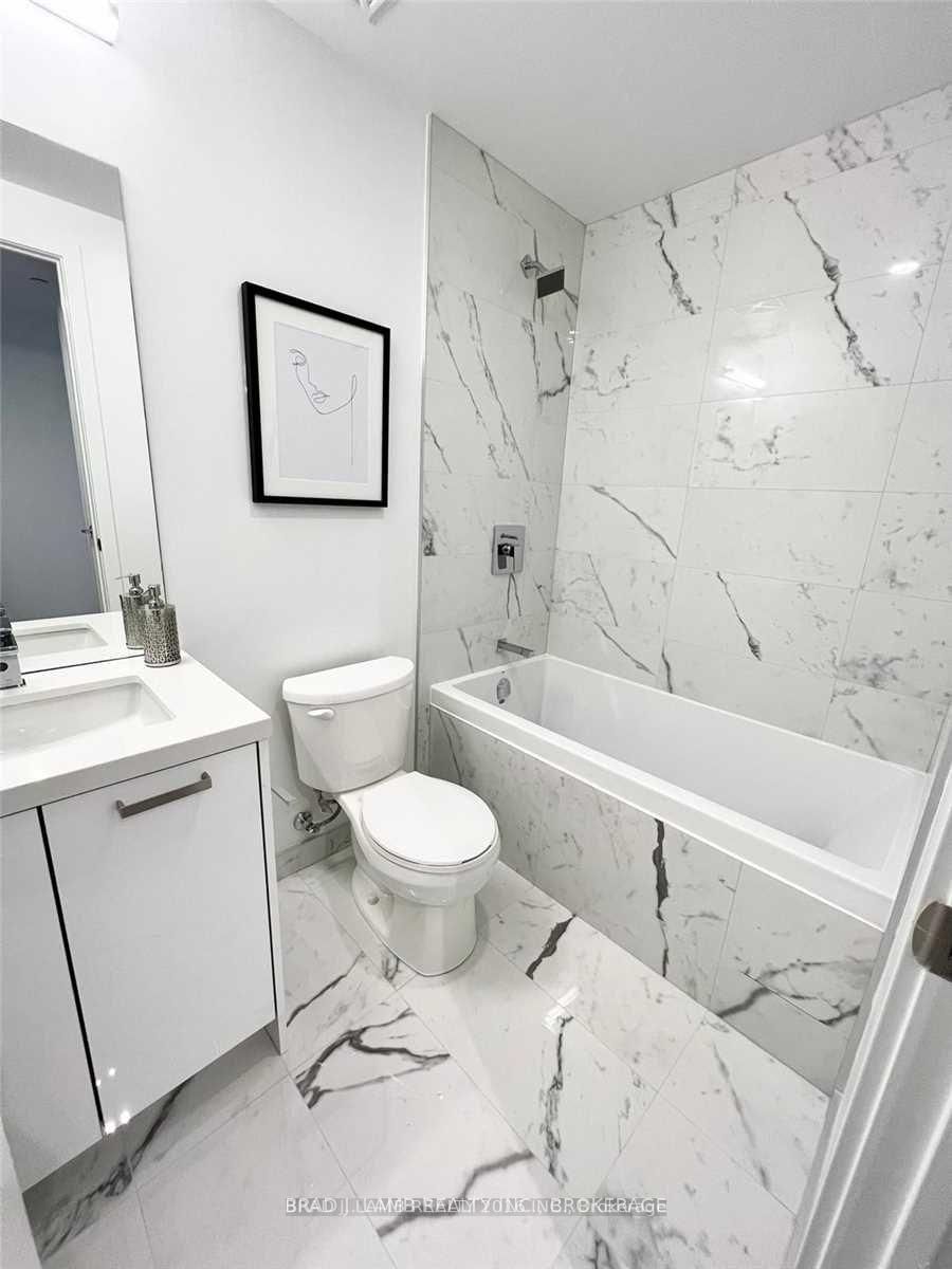 55 Ontario Street • #812 • Toronto, ON photo 5