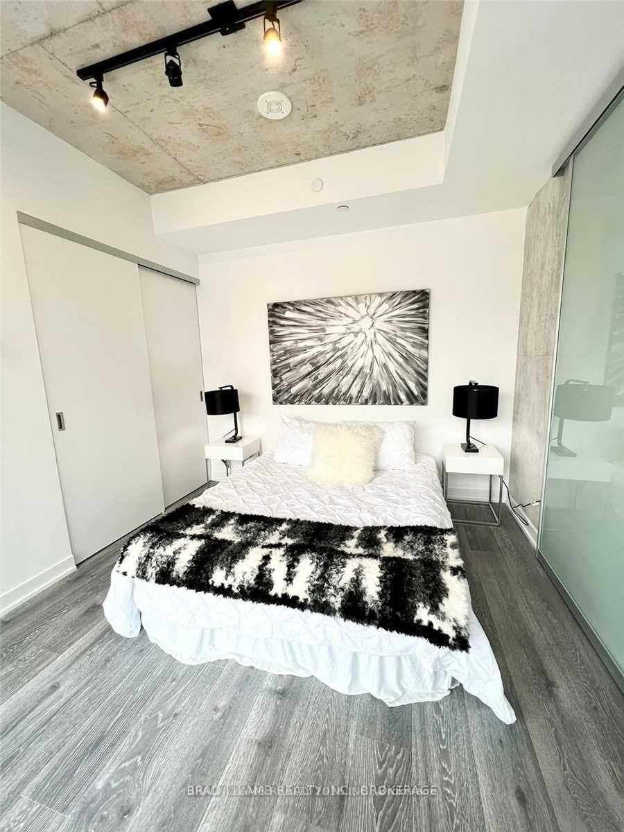 55 Ontario Street • #812 • Toronto, ON photo 6