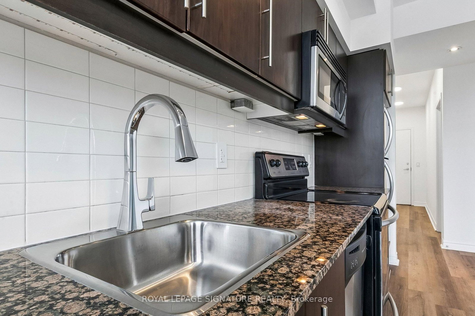 2885 Bayview Avenue • #923 • Toronto, ON photo 12