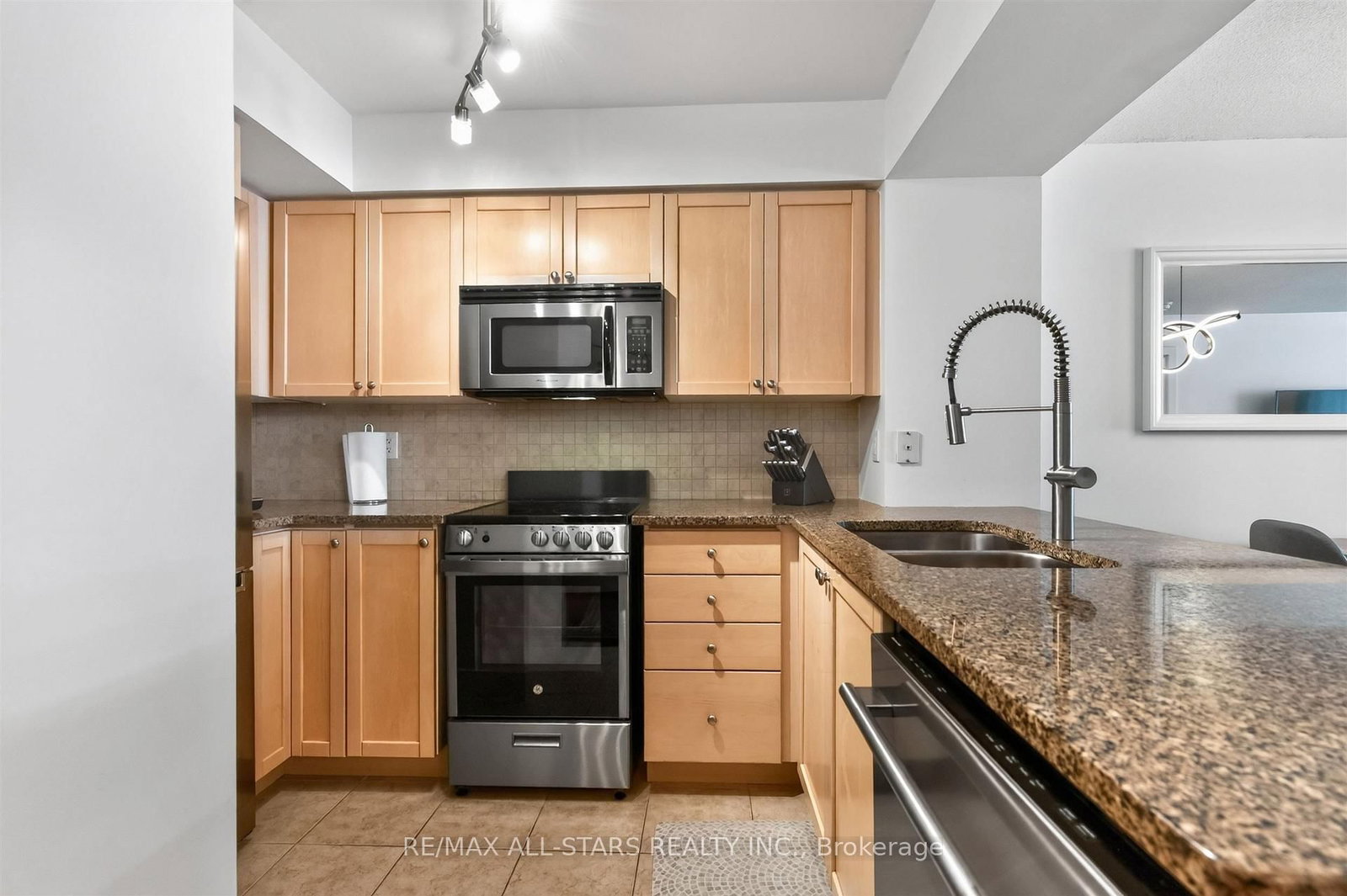 50 Lynn Williams Street • #2210 • Toronto, ON photo 9