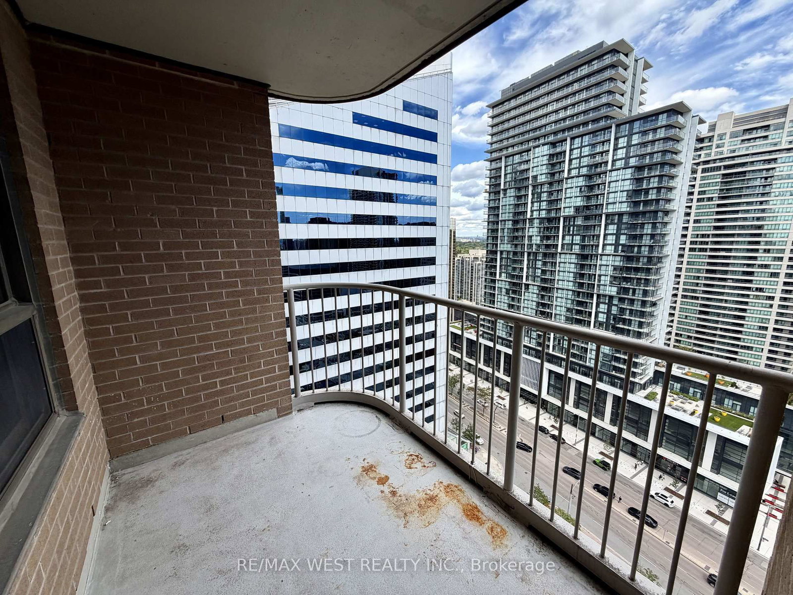 100 UPPER MADISON Avenue • #2405 • Toronto, ON photo 28