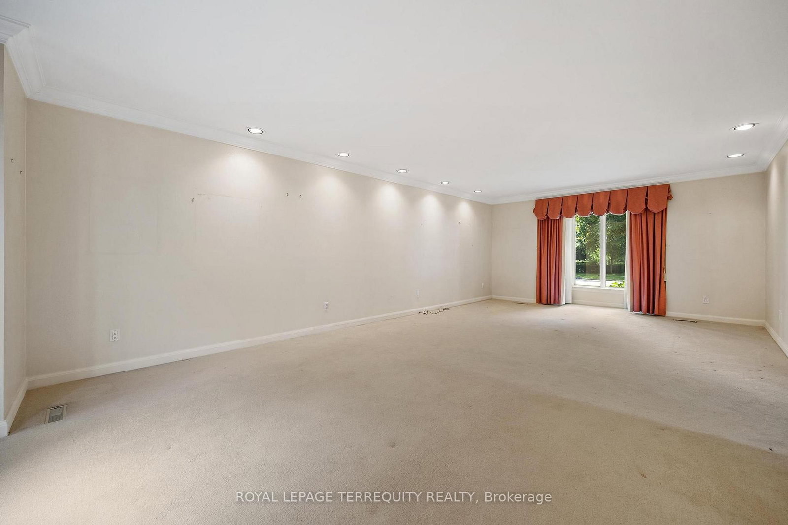 2 Chieftain Crescent • Toronto, ON photo 21