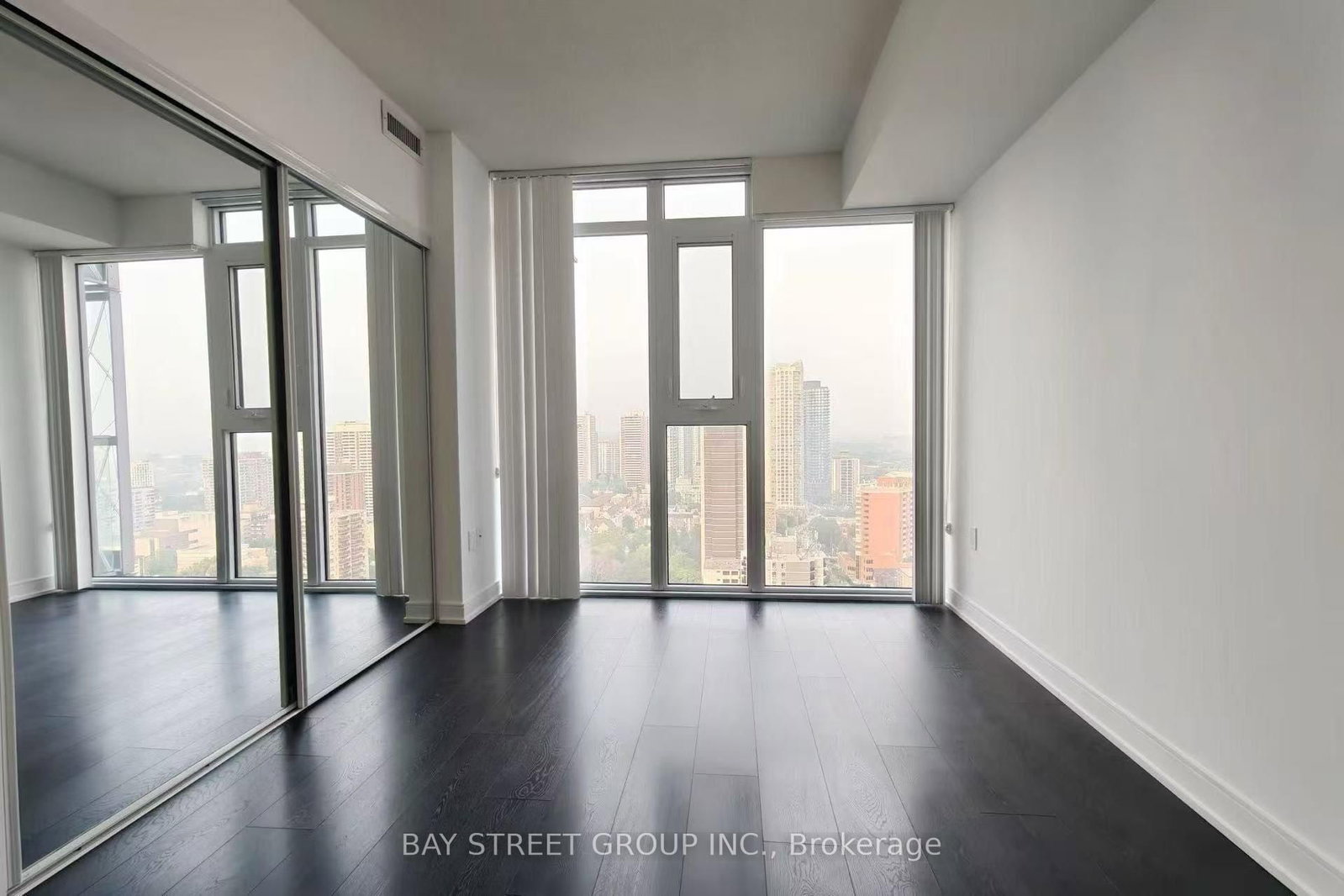 50 Wellesley Street E • #3004 • Toronto, ON photo 9