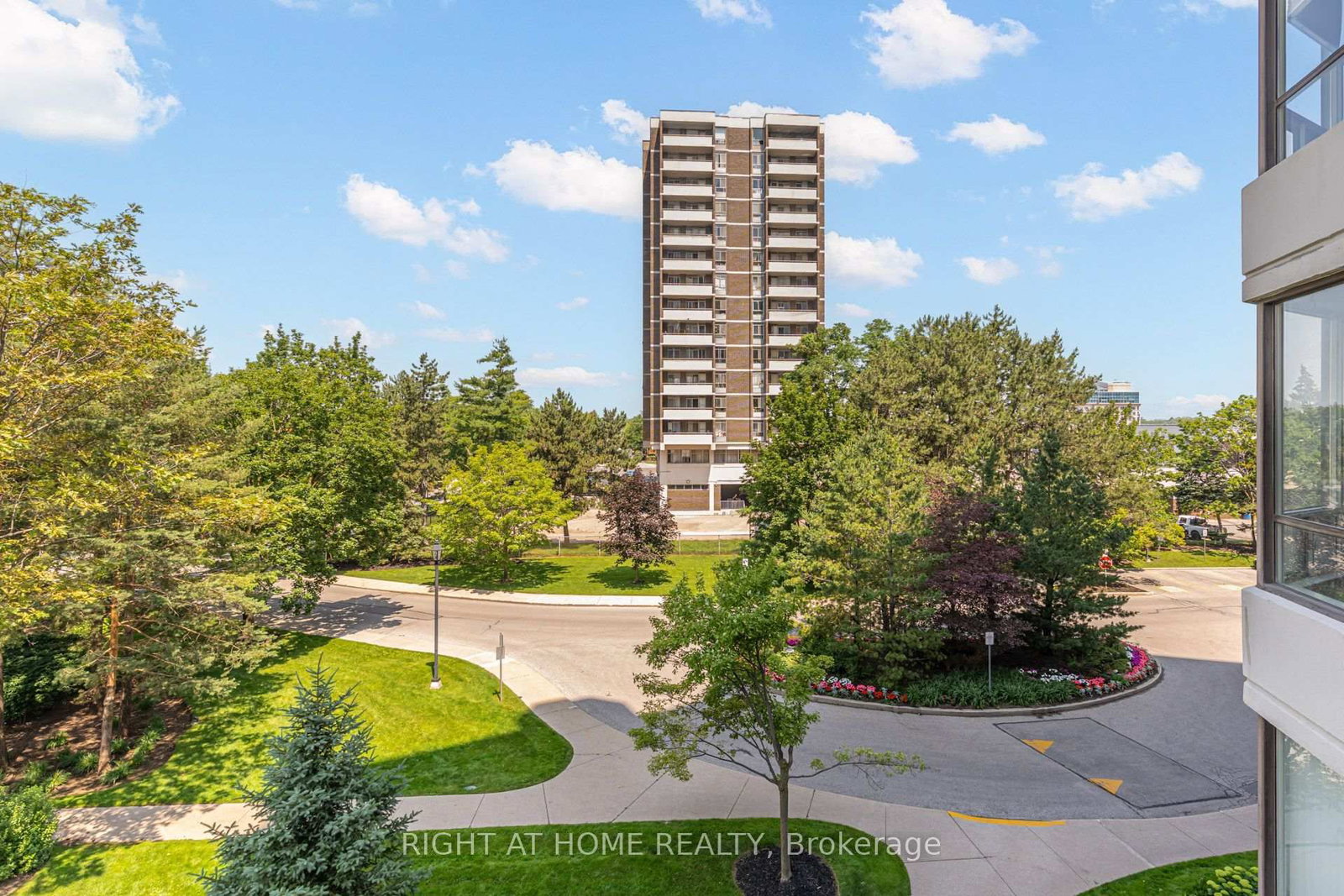 1101 Steeles Avenue W • #411 • Toronto, ON photo 24