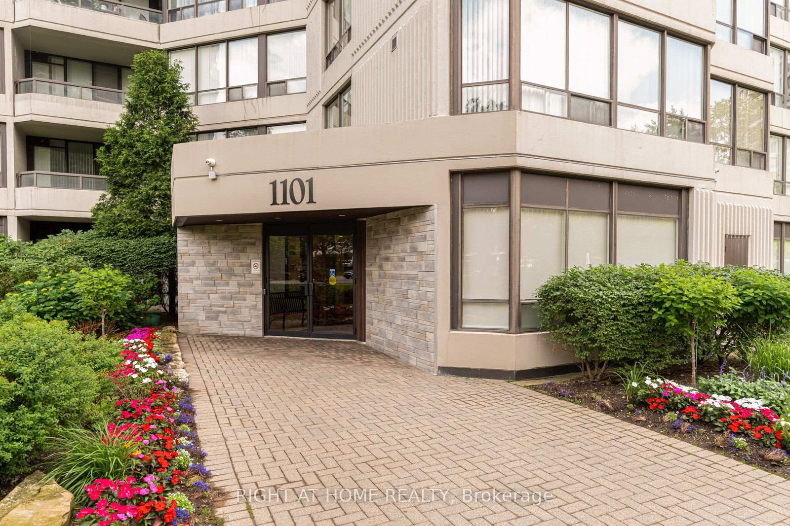1101 Steeles Avenue W • #411 • Toronto, ON photo 28