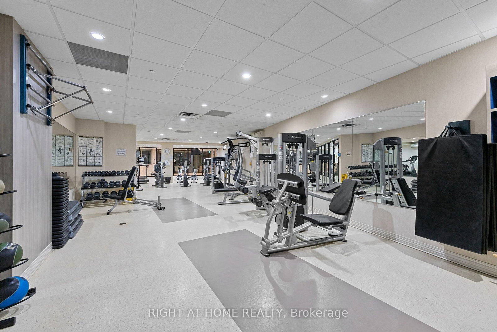 1555 Finch Avenue E • #1904 • Toronto, ON photo 32