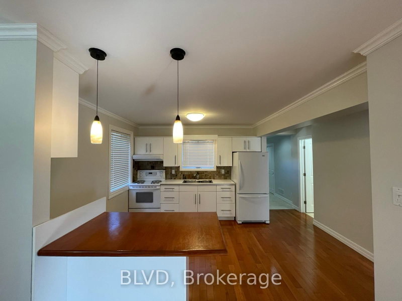 20 Athabaska Avenue