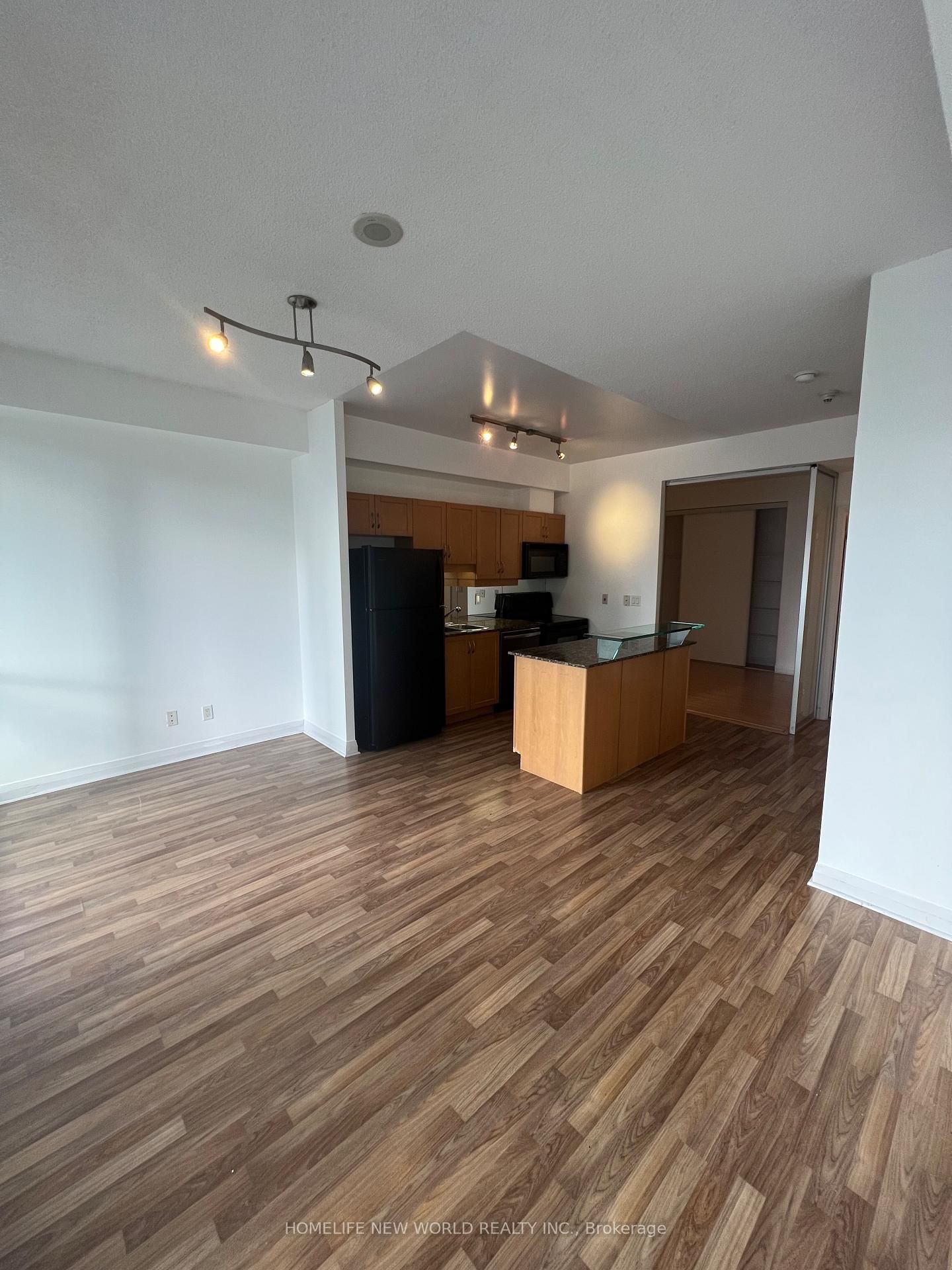 220 Victoria Street • #1308 • Toronto, ON photo 4